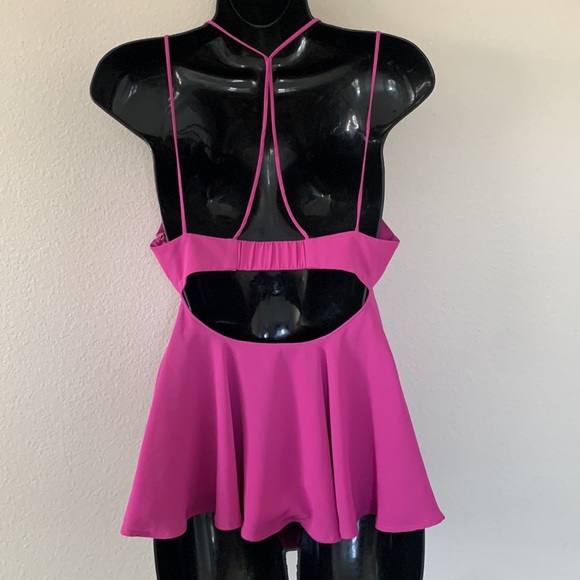 Express Purple V Neckline Empire Waist Cutout Back Strappy Tank Top - Picture 6 of 9